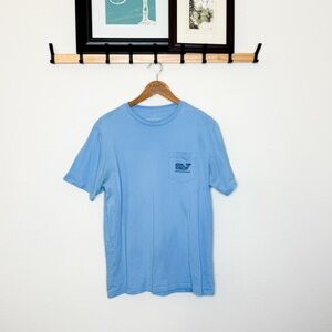 Vineyard Vines Light Blue Whale Pocket T-Shirt Size M